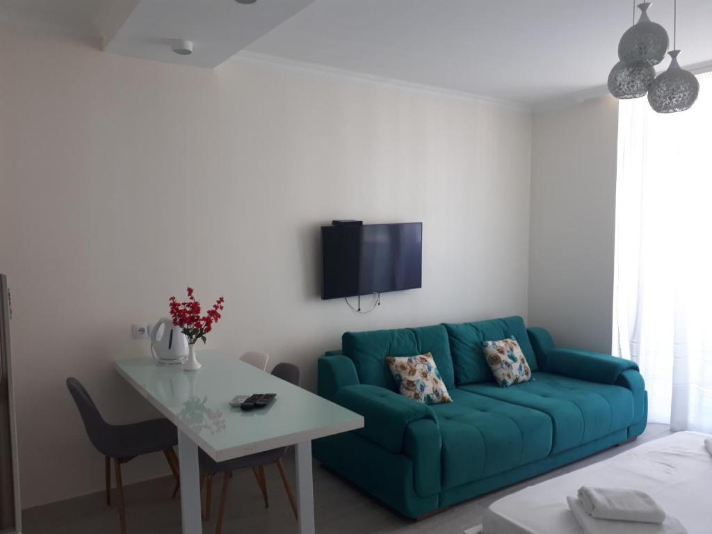 ApartHotel Calypso in Orbi room 4